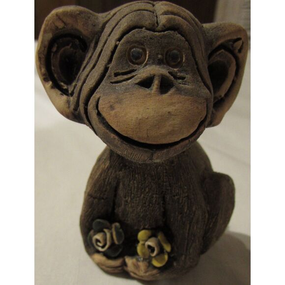 Artesania Rinconada monkey with flowers figurine chimpanzee - Picture 2 of 8